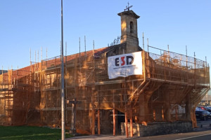 Pancarta publicitaria microperforada